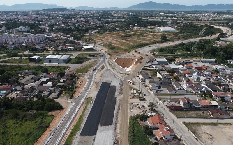 2024-04-04 - Km 229+400 - Execução de pavimentação tronco (2)